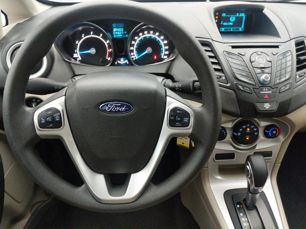 2017 Ford Fiesta - Driver Dash