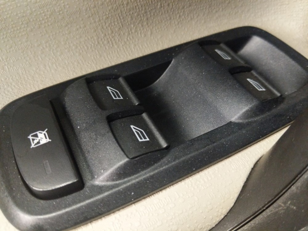 2017 Ford Fiesta - Driver Power Windows/Lock Control