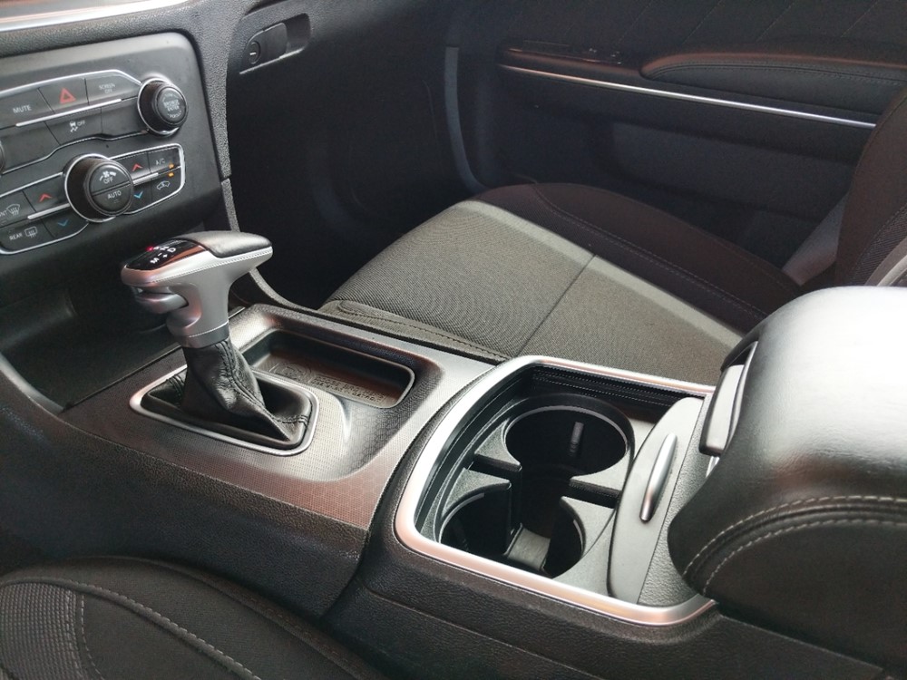 2017 Dodge Charger - Center Console/Cup Holders