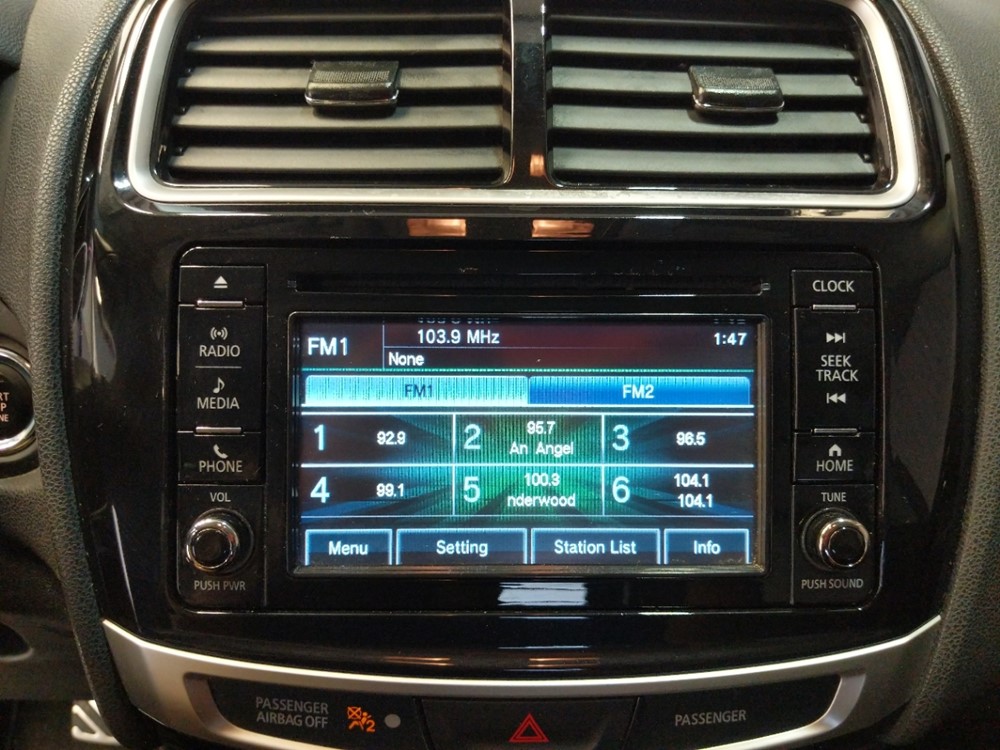 2016 Mitsubishi Outlander - Stereo Package