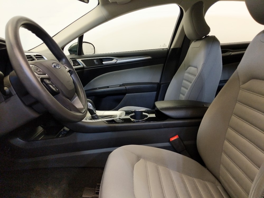 2015 Ford Fusion - Driver Front Seat