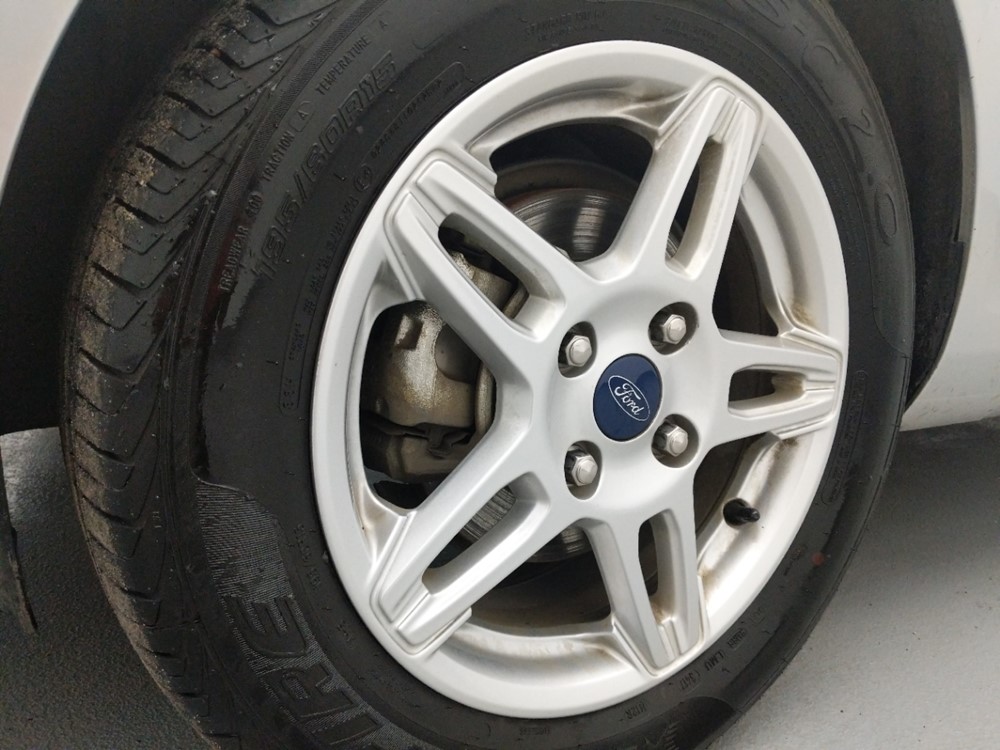 2017 Ford Fiesta - Wheel