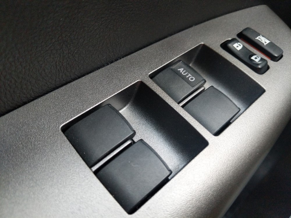 2013 Toyota Tundra - Driver Power Windows/Lock Control