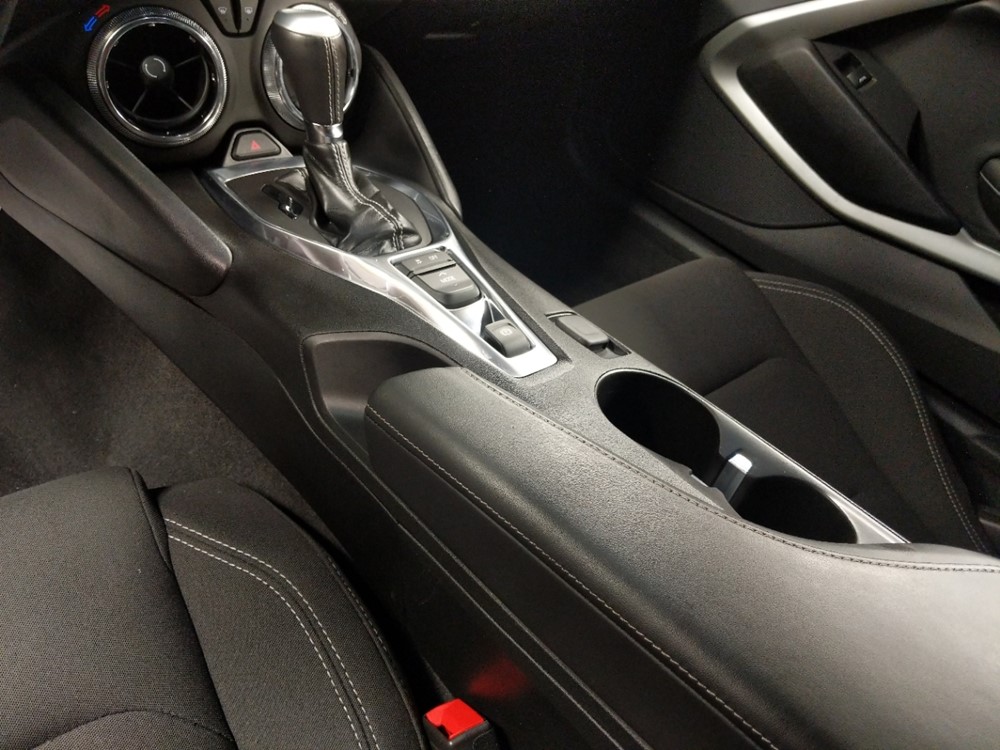 2017 Chevrolet Camaro - Center Console/Cup Holders