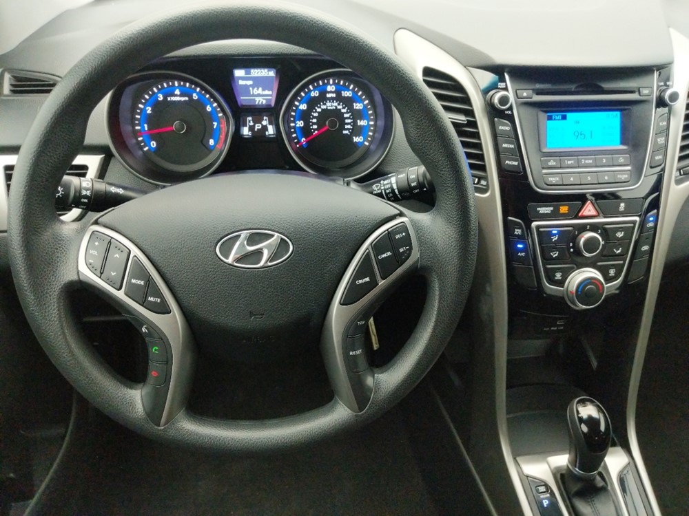 2017 Hyundai Elantra - Driver Dash