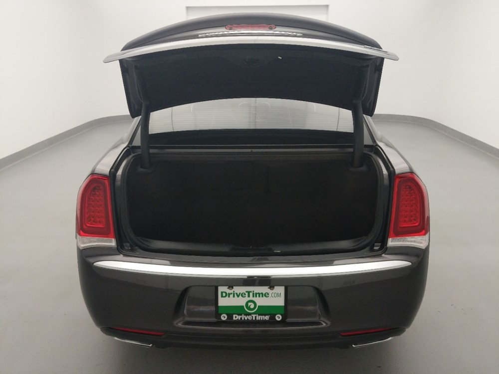 2016 Chrysler 300 - Trunk