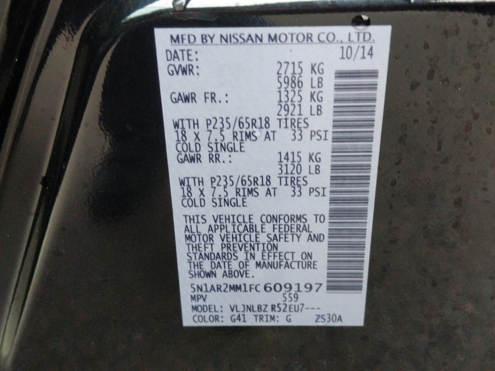 2015 Nissan Pathfinder - VIN Plate