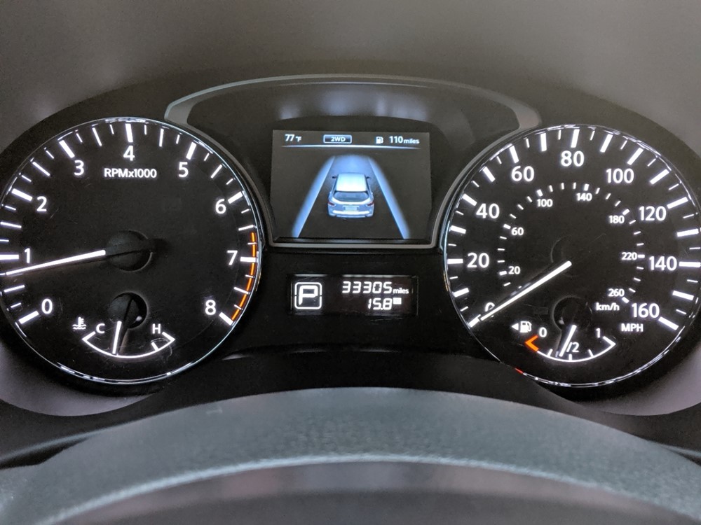 2015 Nissan Pathfinder - Odometer Close Up