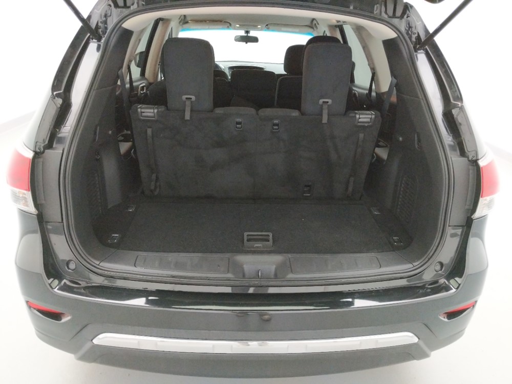 2015 Nissan Pathfinder - Trunk