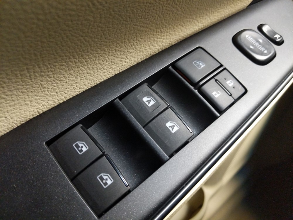 2016 Toyota Camry - Driver Power Windows/Lock Control