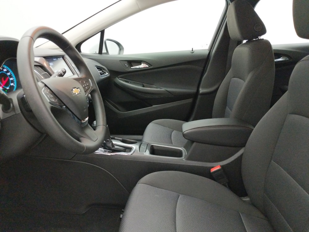 2018 Chevrolet Cruze - Driver Front Seat