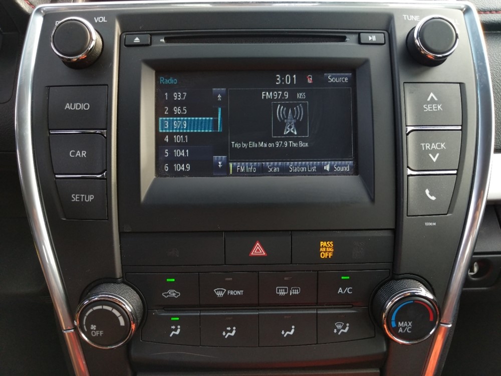 2017 Toyota Camry - Stereo Package