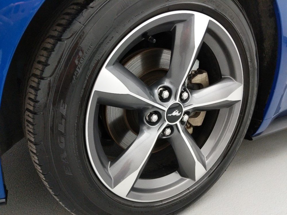 2017 Ford Mustang - Wheel