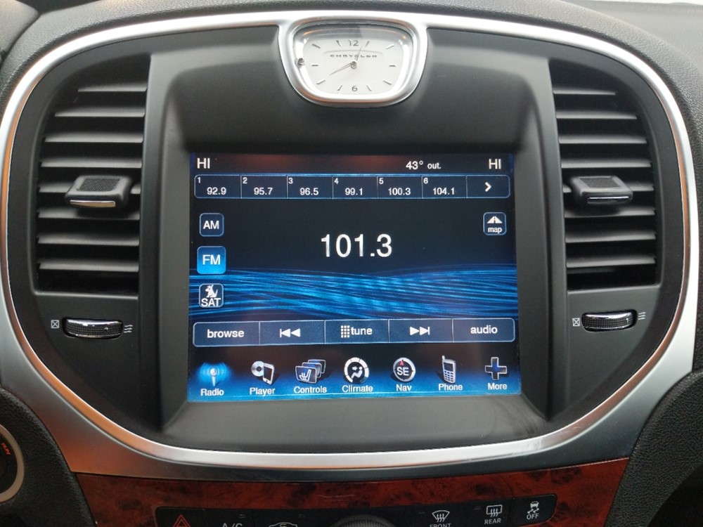 2014 Chrysler 300 - Stereo Package