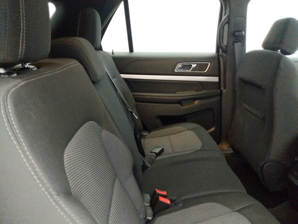 2017 Ford Explorer - Passenger Rear Seat