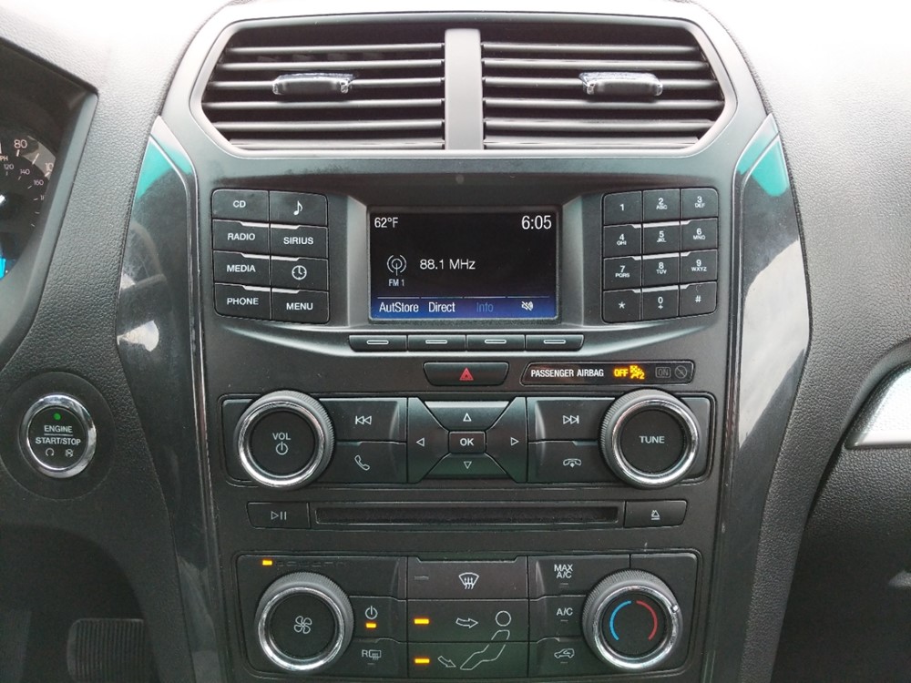 2017 Ford Explorer - Stereo Package