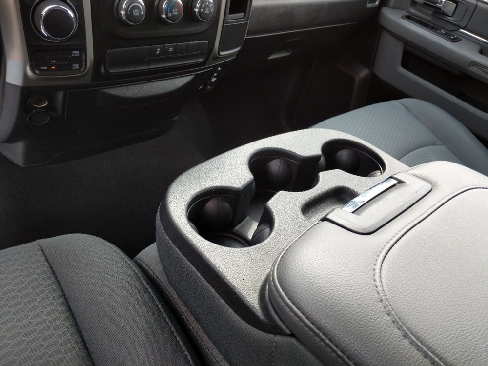 2017 Dodge Ram 1500 - Center Console/Cup Holders