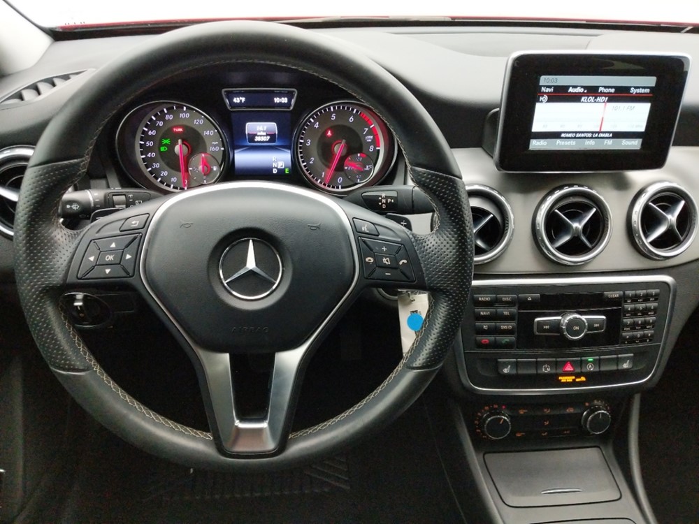 2015 Mercedes-Benz GLA250 - Driver Dash
