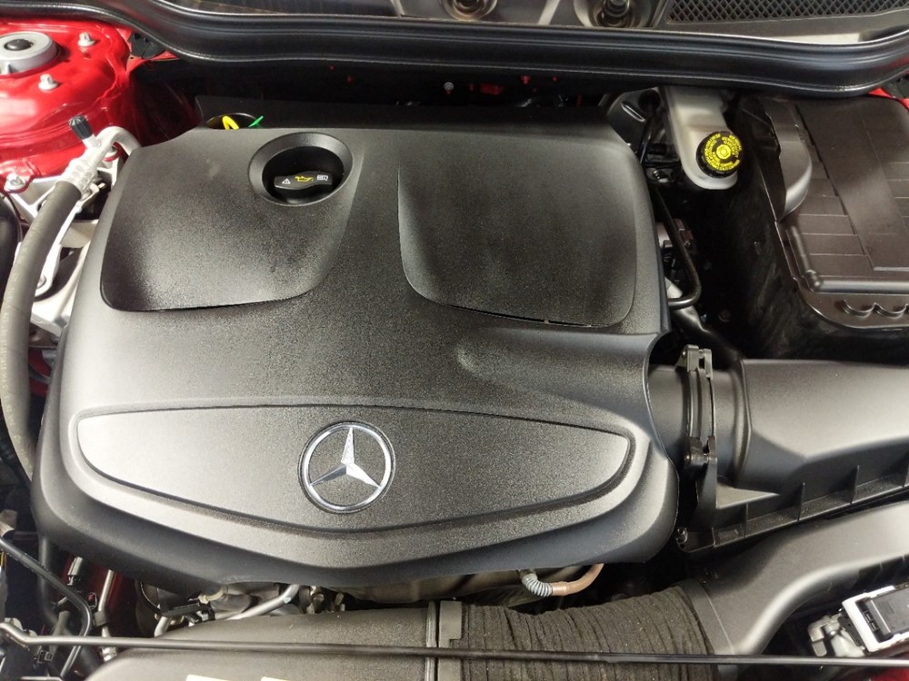 2015 Mercedes-Benz GLA250 - Engine