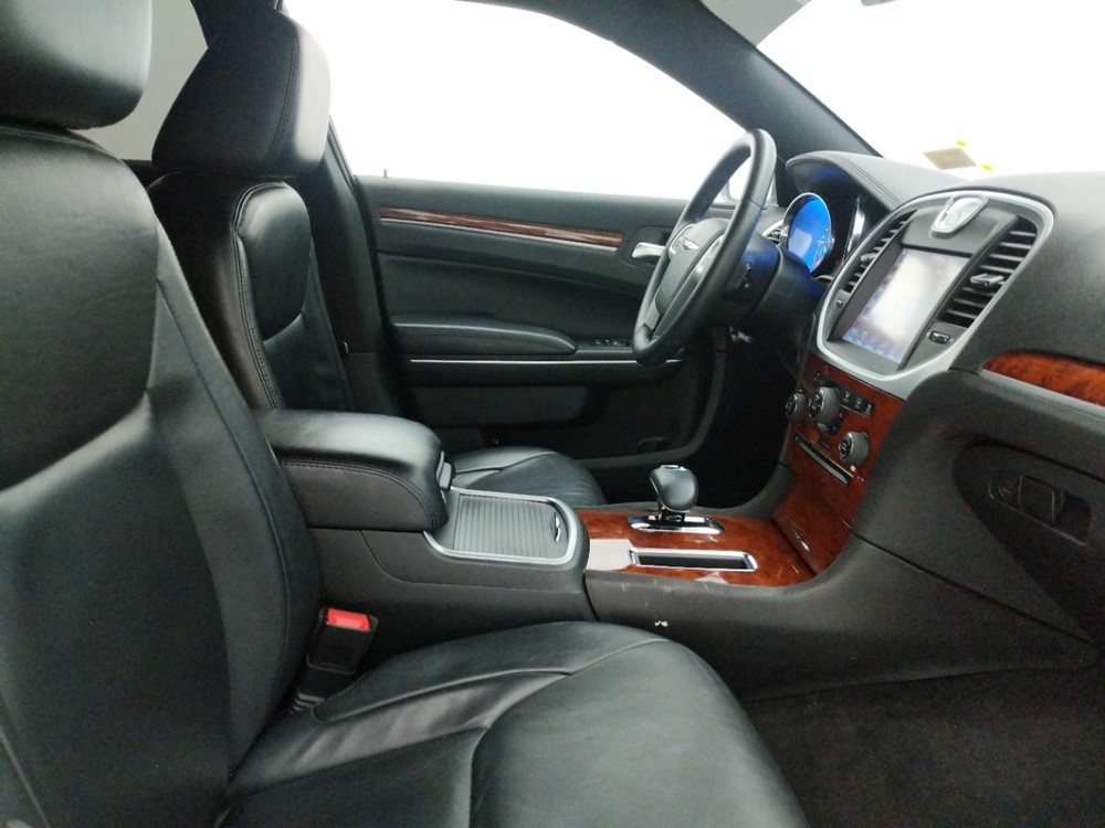 2013 Chrysler 300 - Passenger Front Seat