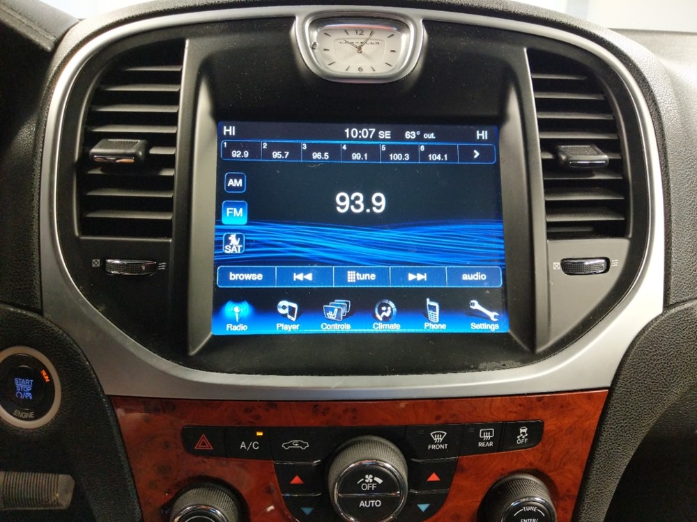 2013 Chrysler 300 - Stereo Package