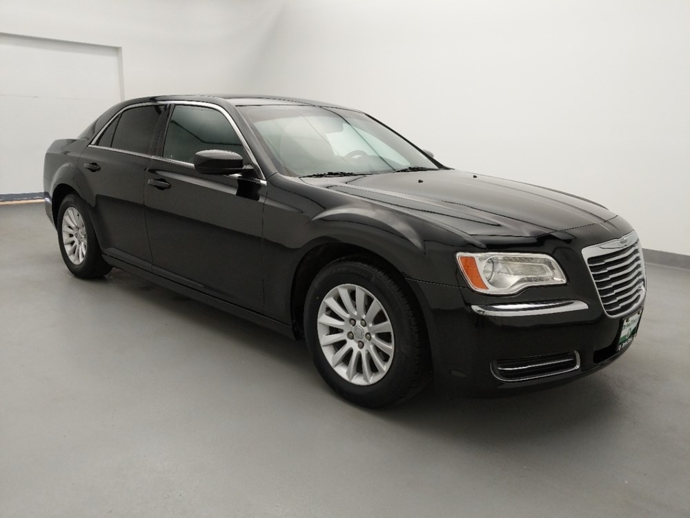 2013 Chrysler 300 - Passenger Front Side