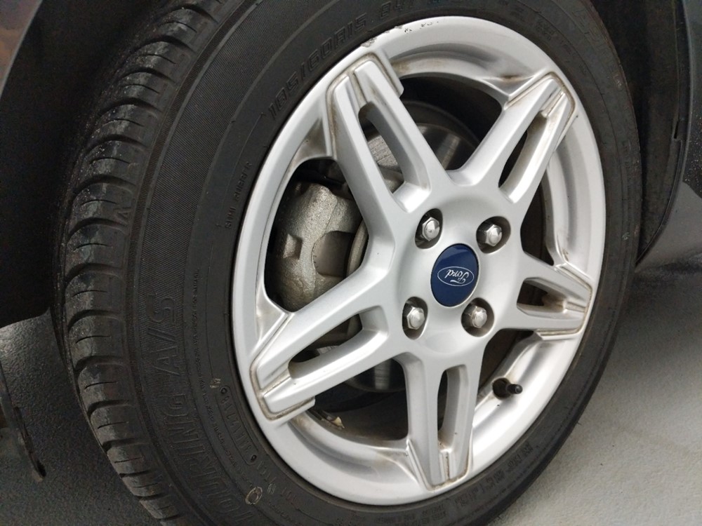 2017 Ford Fiesta - Wheel
