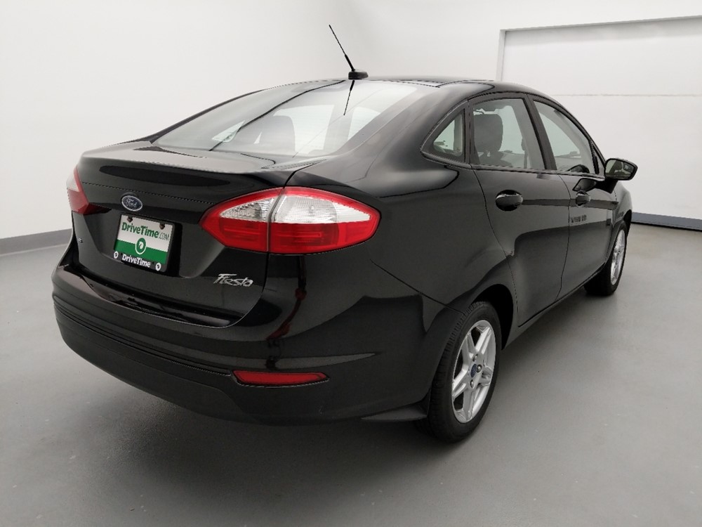 2017 Ford Fiesta - Passenger Rear Bumper