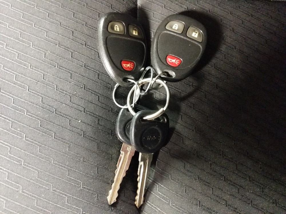 2012 GMC Sierra 2500 - Keys