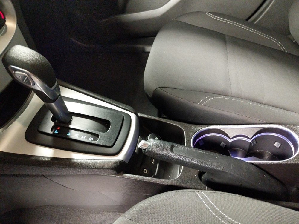 2017 Ford Fiesta - Center Console/Cup Holders