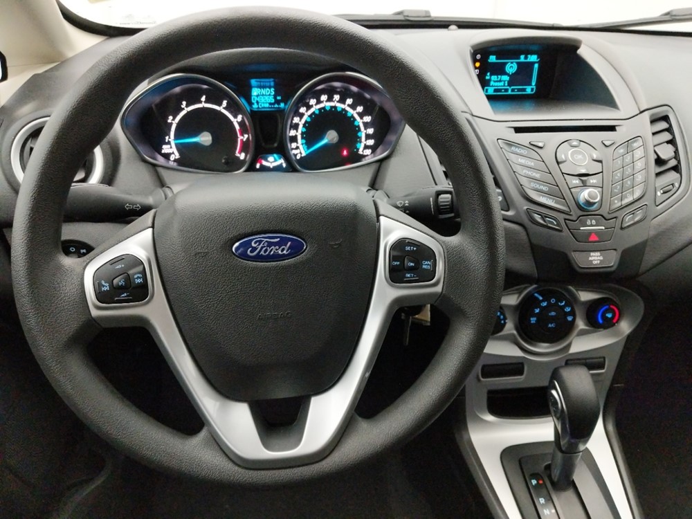 2017 Ford Fiesta - Driver Dash