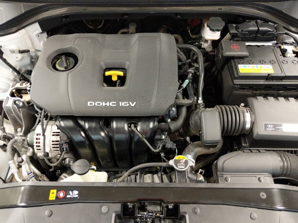 2017 Hyundai Elantra - Engine