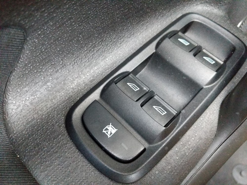 2017 Ford Fiesta - Driver Power Windows/Lock Control