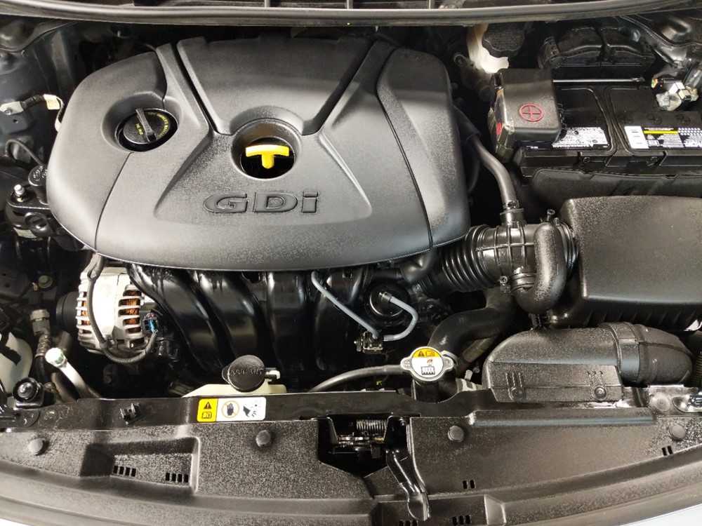 2016 Hyundai Elantra - Engine