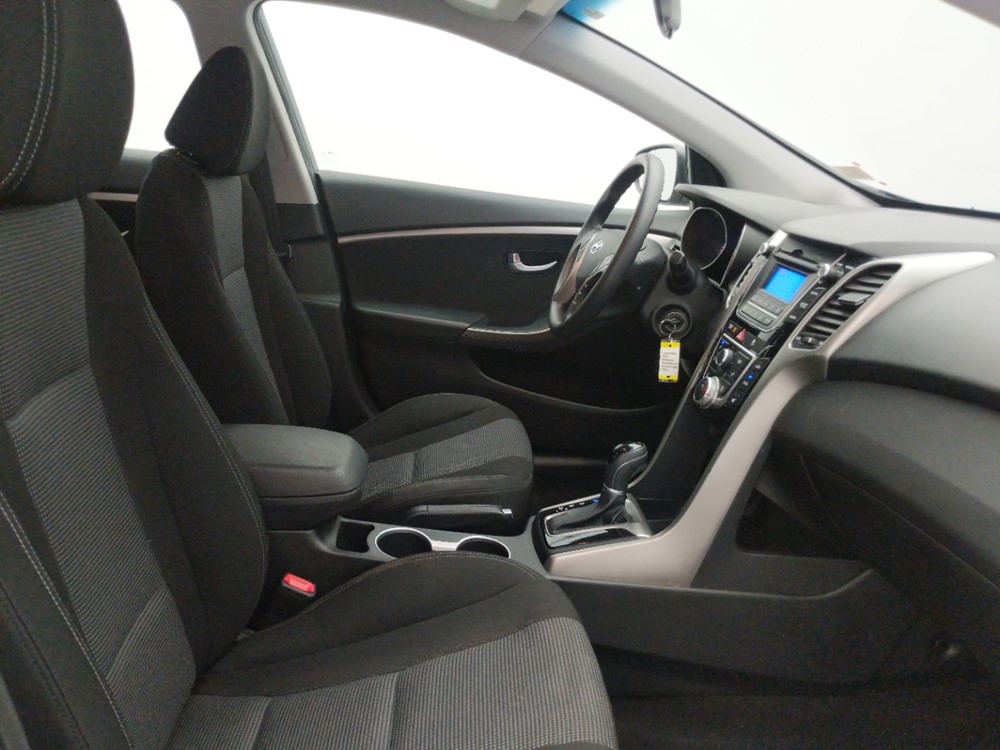 2016 Hyundai Elantra - Passenger Front Seat
