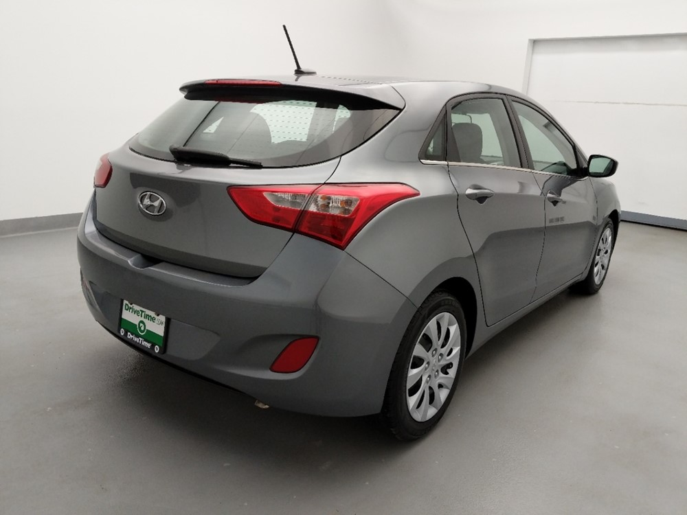 2016 Hyundai Elantra - Passenger Rear Bumper