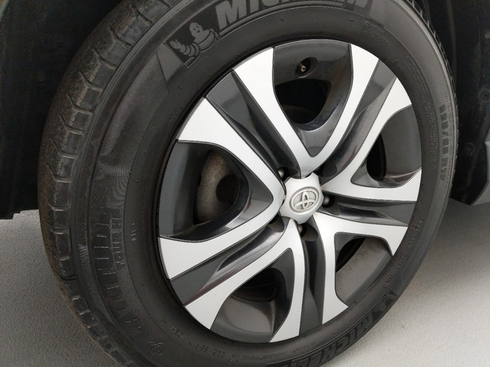 2017 Toyota RAV4 - Wheel