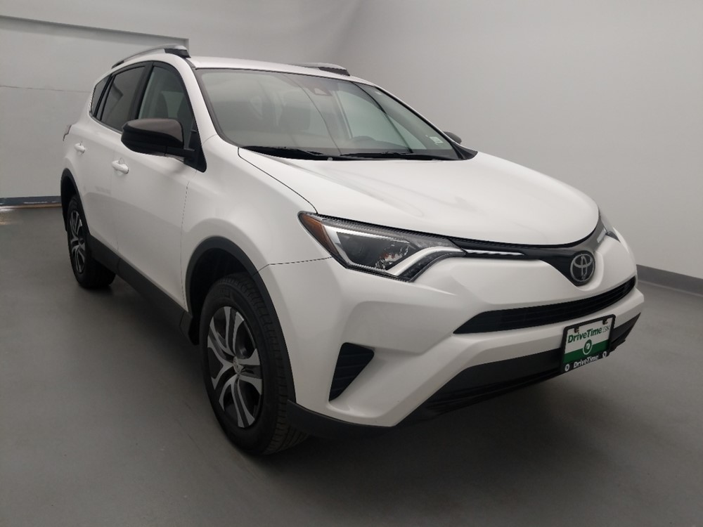 2017 Toyota RAV4 - Passenger Front Bumper
