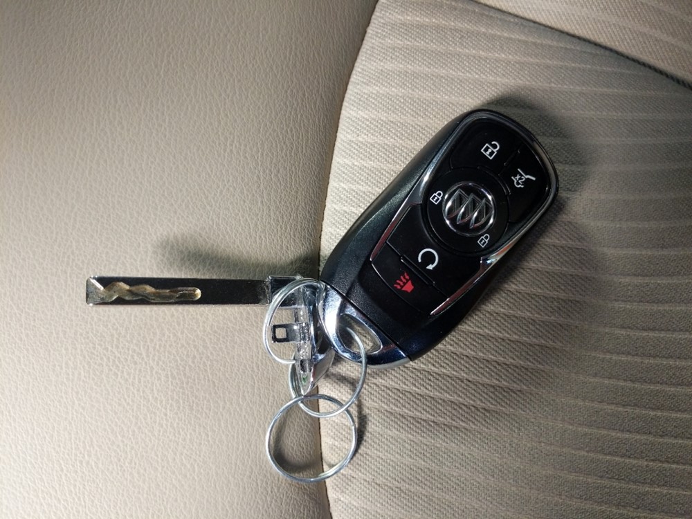 2017 Buick Envision - Keys