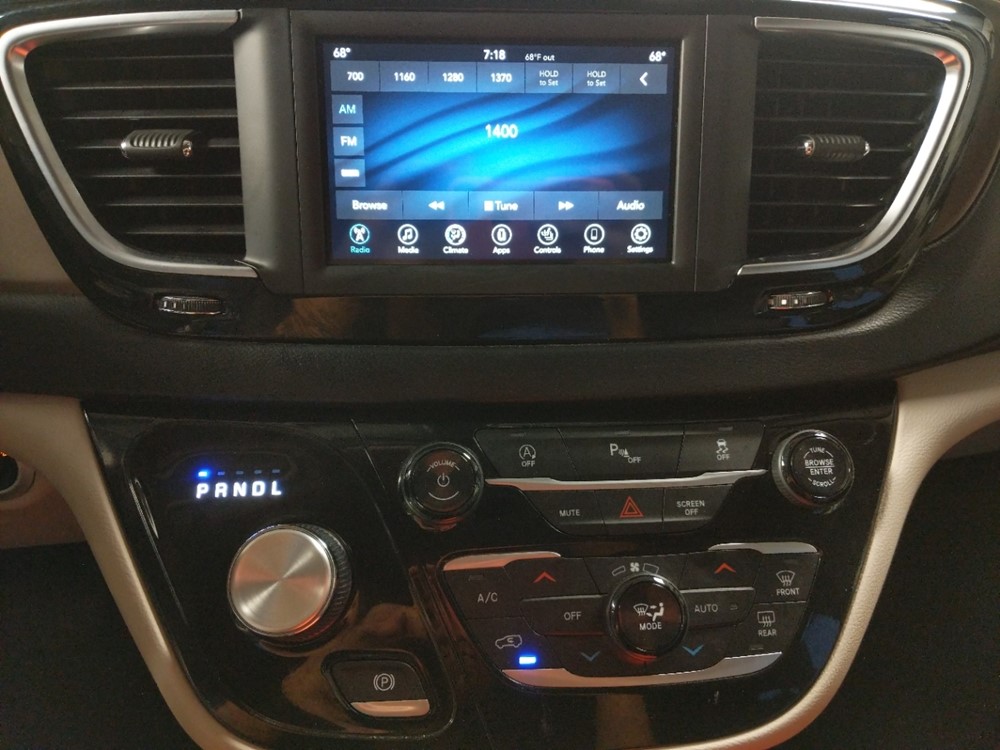 2018 Chrysler Pacifica - Stereo Package