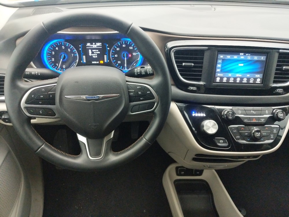2018 Chrysler Pacifica - Driver Dash