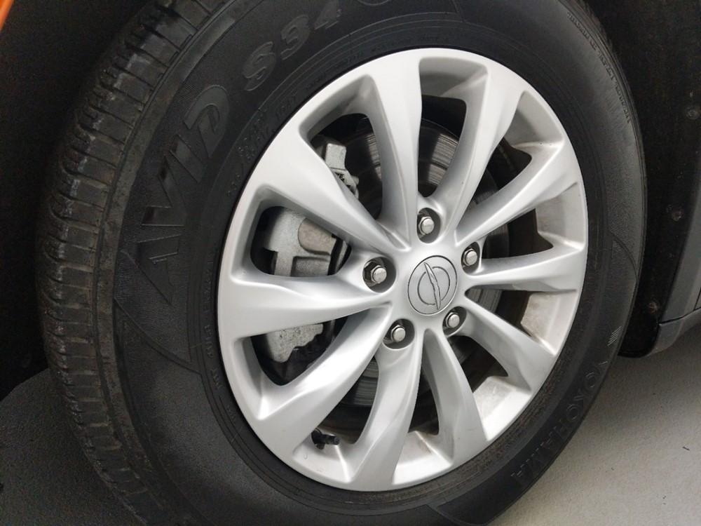 2018 Chrysler Pacifica - Wheel