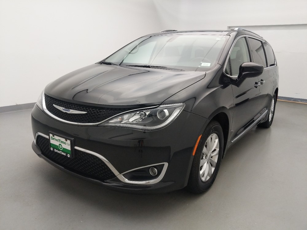 2018 Chrysler Pacifica - Driver Front Bumper