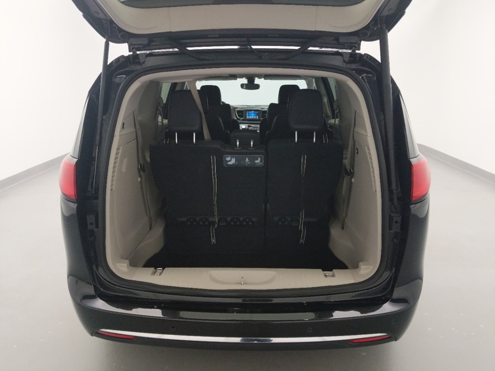 2018 Chrysler Pacifica - Trunk