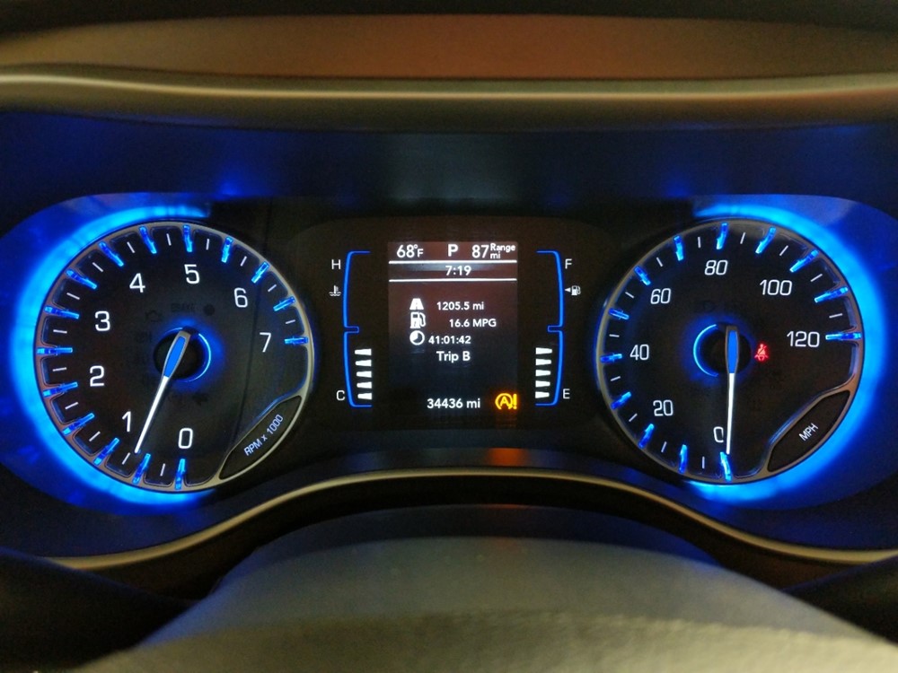 2018 Chrysler Pacifica - Odometer Close Up