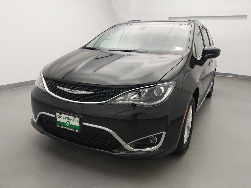 2018 Chrysler Pacifica - Driver Front Hood