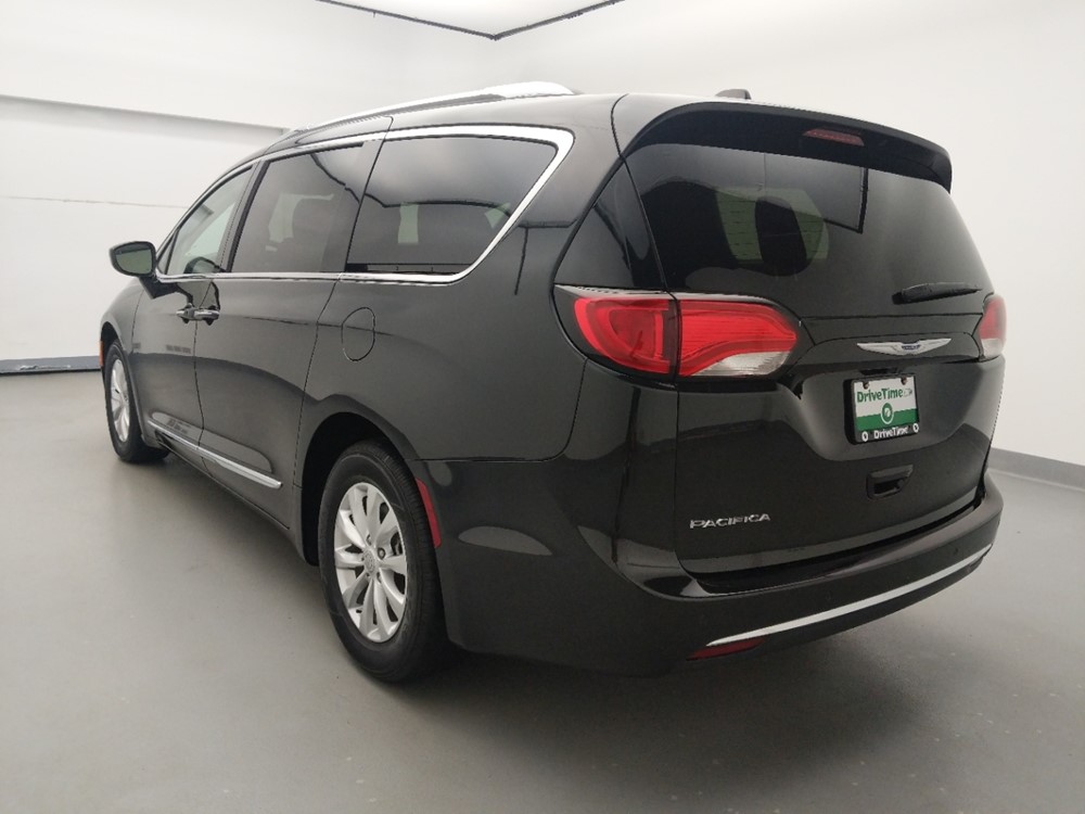 2018 Chrysler Pacifica - Driver Rear Bumper