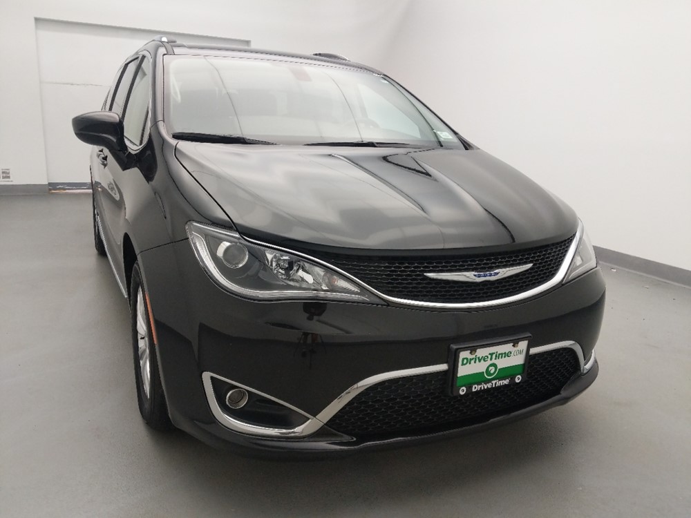 2018 Chrysler Pacifica - Passenger Front Hood