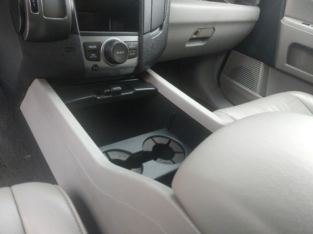 2012 Honda Pilot - Center Console/Cup Holders