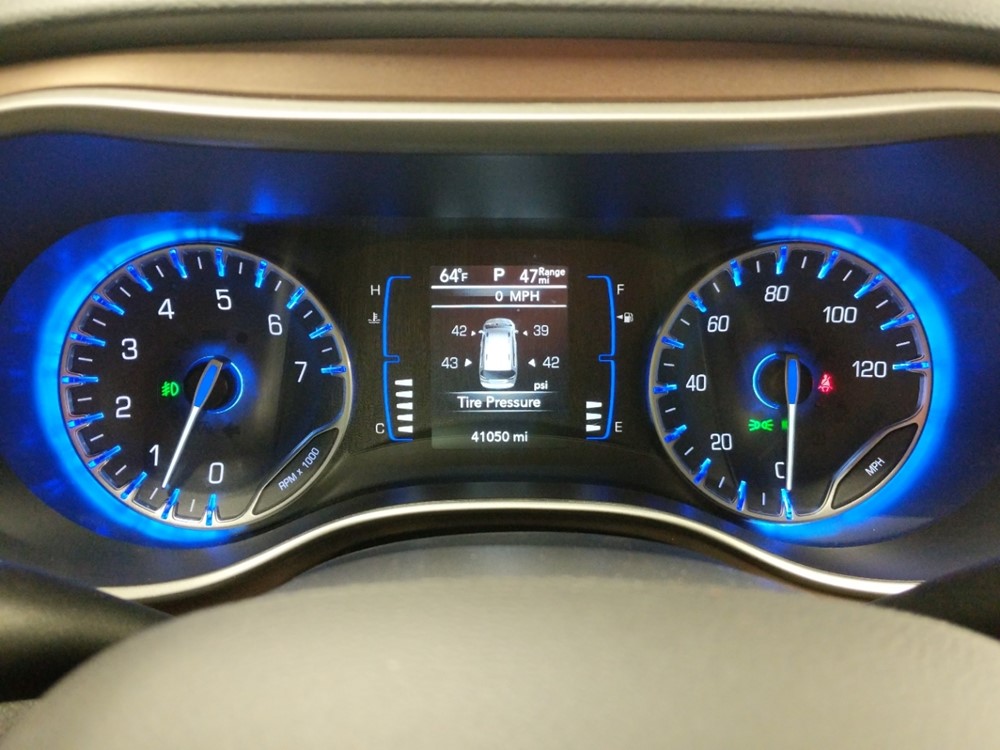 2018 Chrysler Pacifica - Odometer Close Up